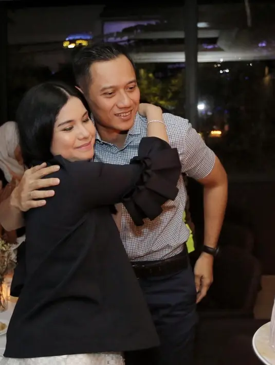 Annisa Pohan dan AHY