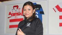 Direktur Utama PT Polana Bola Madura Bersatu, Annisa Zhafarina Qosasi. (Bola.com/Wahyu Pratama)