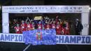 Tim ASIOP Apacinti menjadi juara Cup U-10 Serpong City International Soccer Tournament di Sabnani Park, Tangerang Selatan. Minggu (4/12/2016). (Bola.com/Arief Bagus)