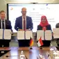 PLN menandatangani Memorandum of Understanding (MoU) pembiayaan dengan bank pembangunan Jerman Kreditanstalt f&uuml;r Wiederaufbau (KfW) untuk mempercepat transisi energi di Indonesia. Kredit yang diberikan ke PLN mencapai Rp 10,7 triliun.(Dok PLN)