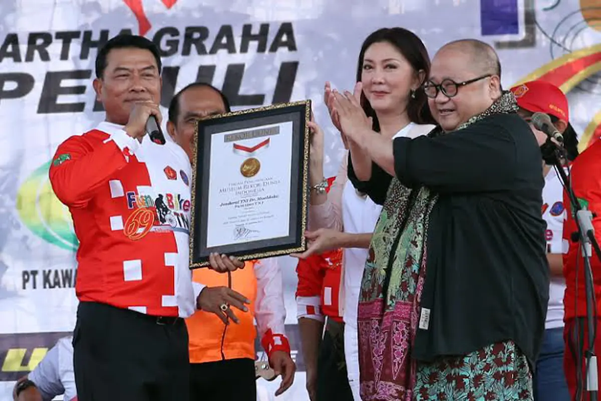 HUT TNI dan Jaya Suprana 