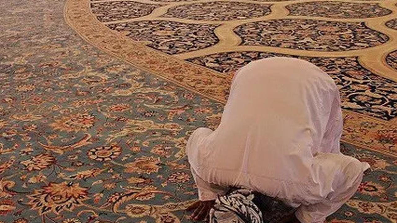 Sholat Qobliyah Subuh Dilakukan Setelah Adzan atau Sebelum Adzan? Simak Penjelasannya