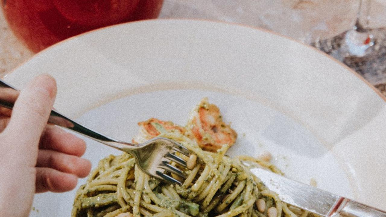 5. Spaghetti Pesto