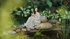 Raline Shah tak hanya dipuji soal bakat beraktingnya, namun pesonanya juga tak kalah mencuri perhatian. Aktris kelahiran 1985 ini disebut-sebut memiliki pesona wanita Indonesia sesungguhnya. (Liputan6.com/IG/@ralineshah)