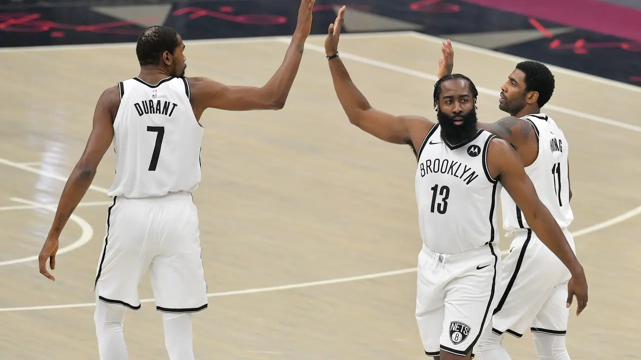 Trio Maut Brooklyn Nets