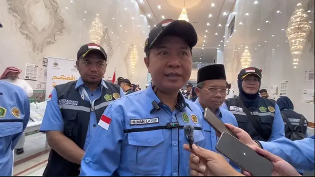 Pembatalan Penerbangan 2 Kloter Jemaah Haji Asal Surabaya dari Jeddah Dampak dari Perang Iran versus Israel