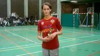 Ketika Januzaj Mengenakan Kostum Roma