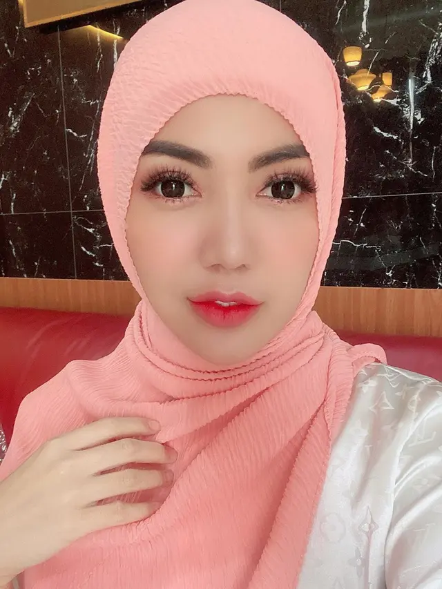 Bella Shofie Berhijab