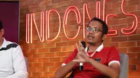 Pengamat spak Bola, Akmal Marhali Sebut Sepak Bola Bukan Pelampiasan Amarah (Dewi Divianta/Liputan6.com)
