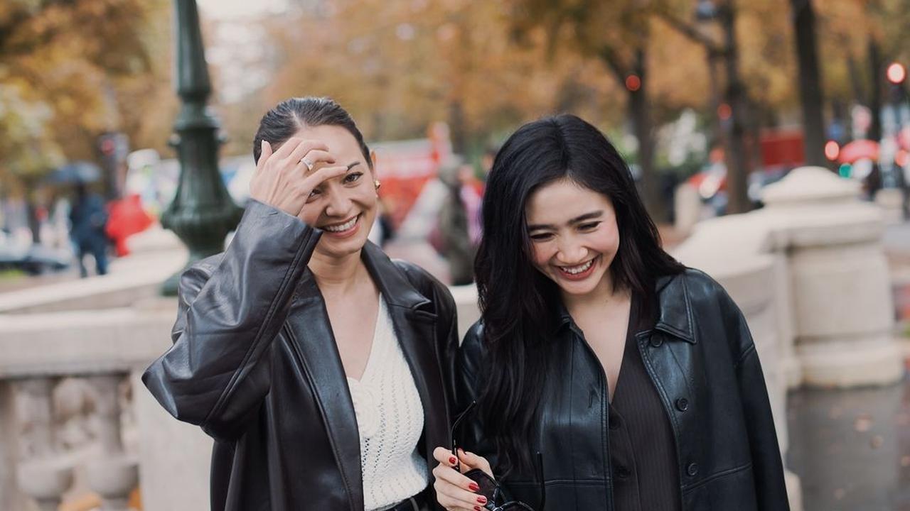 7 Keseruan Enzy Storia Liburan di Paris Bareng Febby Rastanty, Ngakak Saat Payung Terbalik Kena Hujan Badai