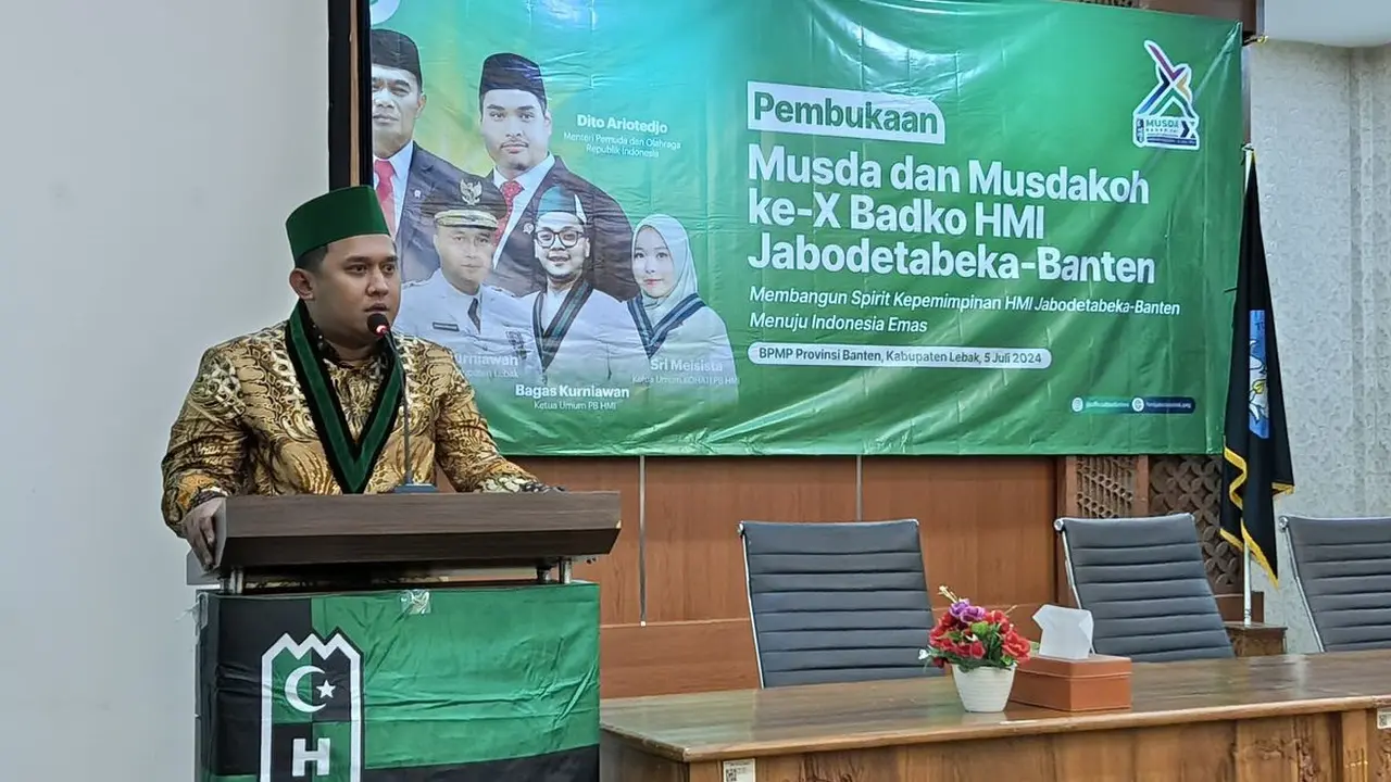 Ketua BADKO HMI Jabodetabeka-Banten, Adhiya Muzzaki