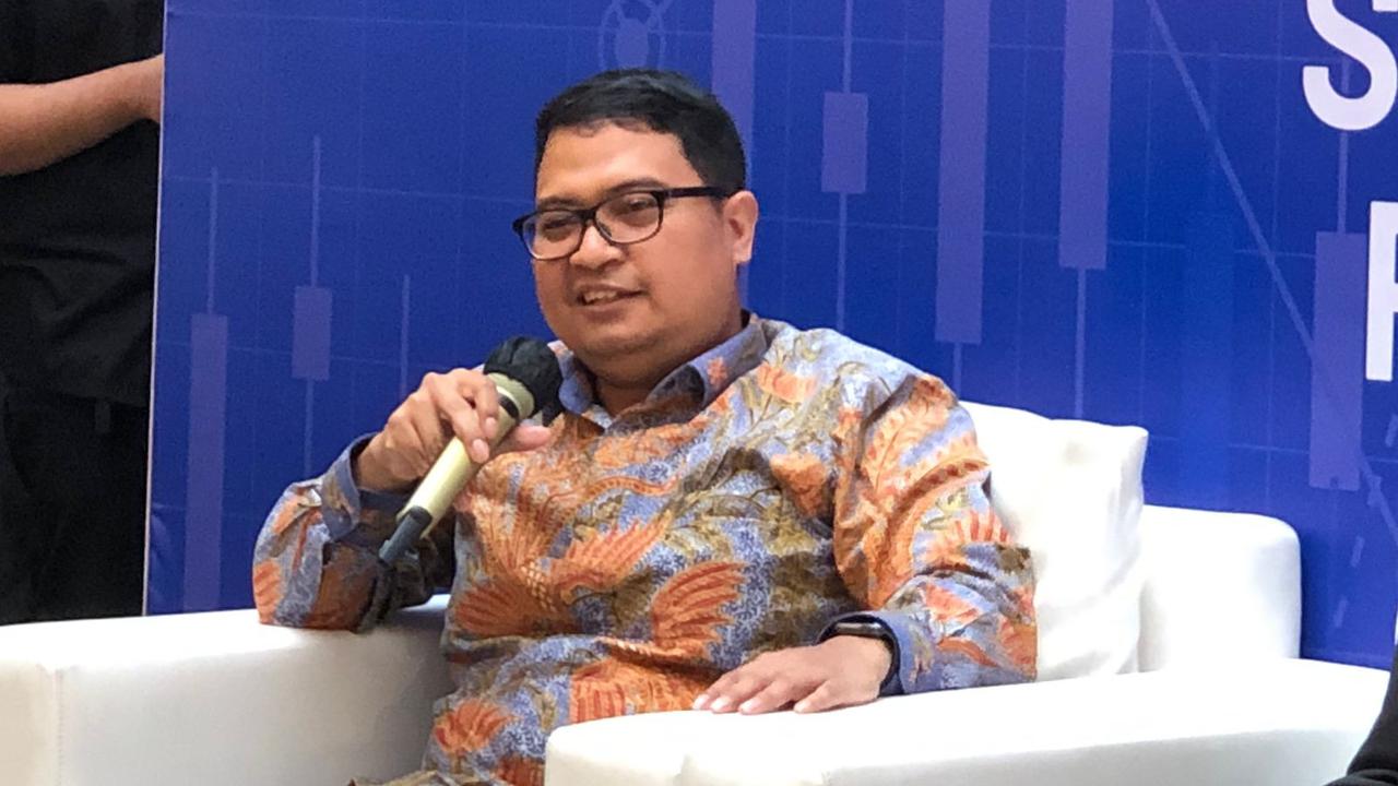 Head of Mandiri Institute Teguh Yudo Wicaksono dalam diskusi Sudah tepatkan arah kebijakan Pajak Kita dalam RAPBN 2024, di Jakarta Selatan, Selasa (29/8/2023). (Tira/Liputan6.com)
