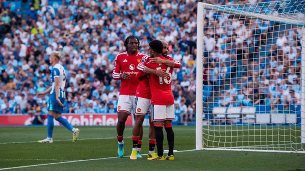 Manchester United Hantam Brighton 3-0, Amankan Tiket Liga Champions Musim Depan
