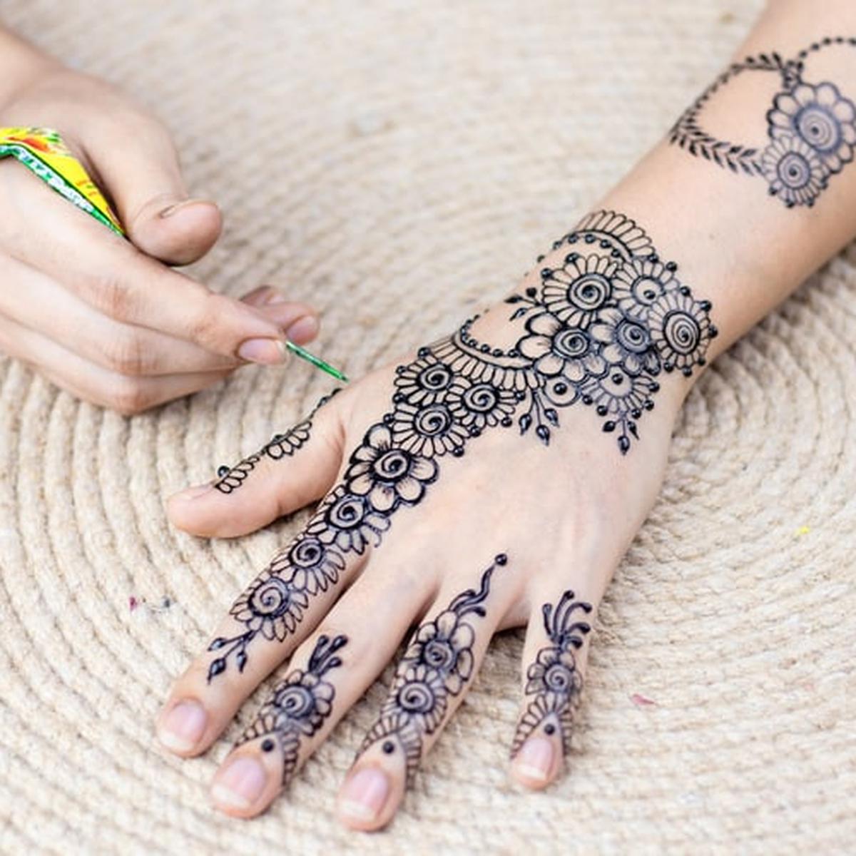 Motif henna simple untuk pemula