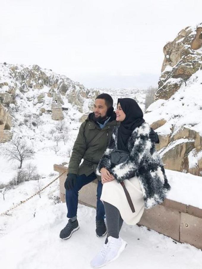 Shireen Sungkar Curhat Alasan Berhijab - News 