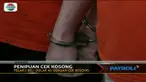 Dengan alasan terburu-buru, pelaku meminta money changer bawakan uang dolar AS.