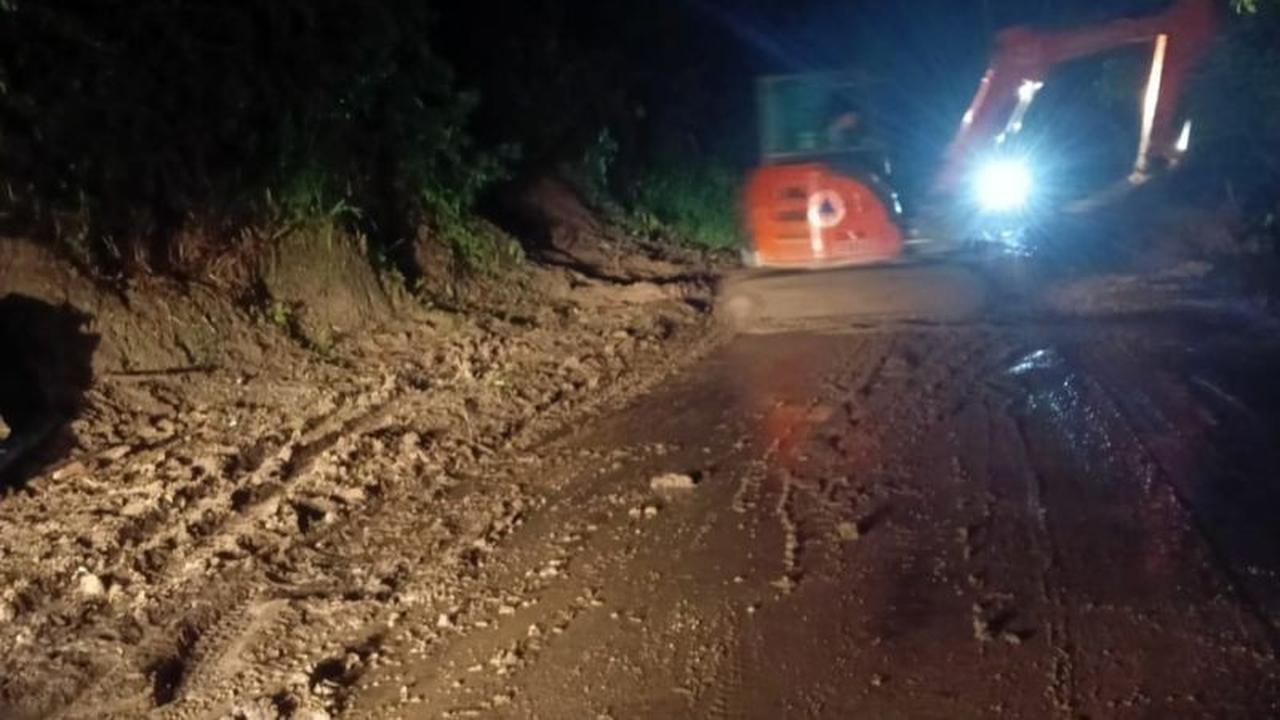 Evakuasi Longsor OKU Selatan di Muarasindang Rampung, Lalu Lintas Kembali Normal
