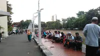 Para Lansia Turut Serta dalam Demo 2 Desember