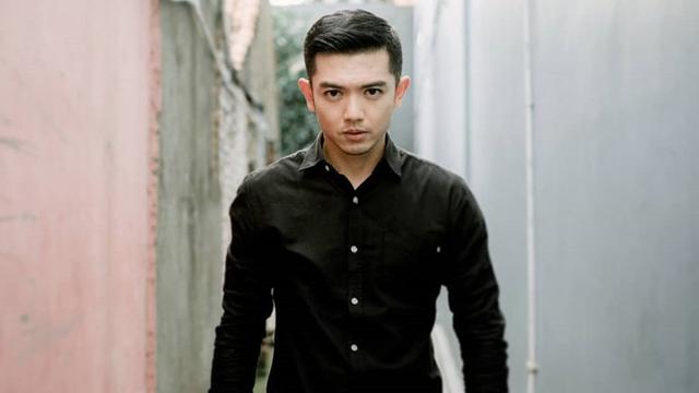 Lebih Nyaman Jadi Chef, Ini 7 Pesona Nicky Tirta Saat Berada di Dapur