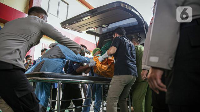 FOTO: Jenazah Korban Kebakaran Lapas Tangerang Tiba di RS Polri Kramat Jati