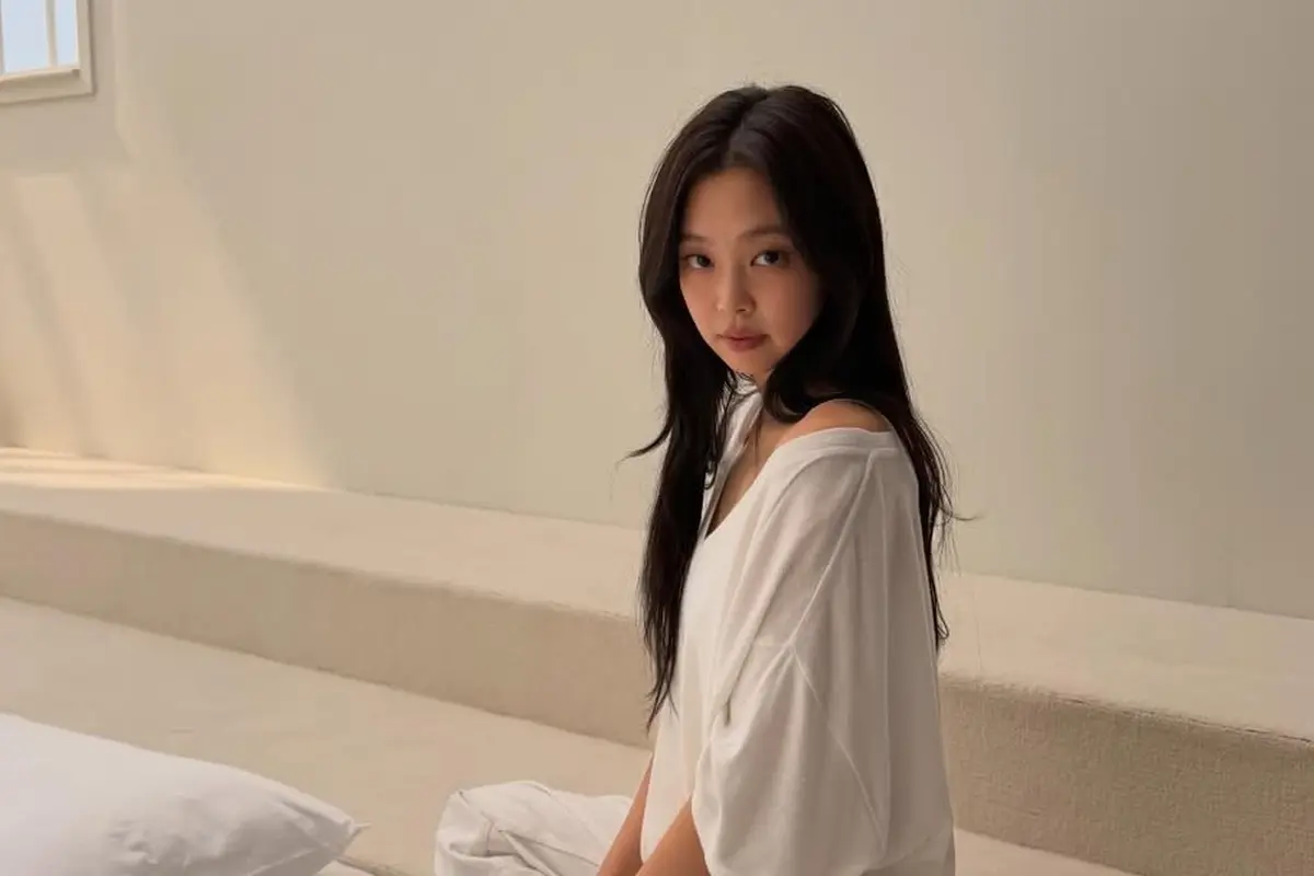 Bukan Sekadar Fokus pada Wajah, Ini Ritual Body Care Andalan Jennie BLACKPINK untuk Kulit Glowing