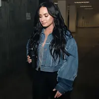 Demi Lovato mendapatkan komplain dari seroang penggemarnya usai melakukan meet and greet yang bertempatkan di Chicago. (instagram/ddlovato)