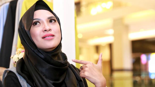 [Bintang] Delia Septianti