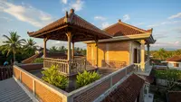 7 Desain Gazebo Rooftop Sederhana untuk Rumah 2 Lantai, Estetik Buat Rileksasi