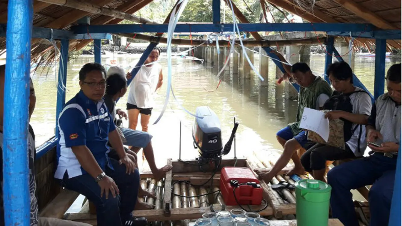 Nikmati Kopi di Atas Rakit Wisata Bahowo