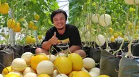 Rudy Aman, petani konvensional yang berhasil kembangkan sistem pertanian Hidroponik terbesar di Gorontalo (Arfandi Ibrahim/Liputan6.com)