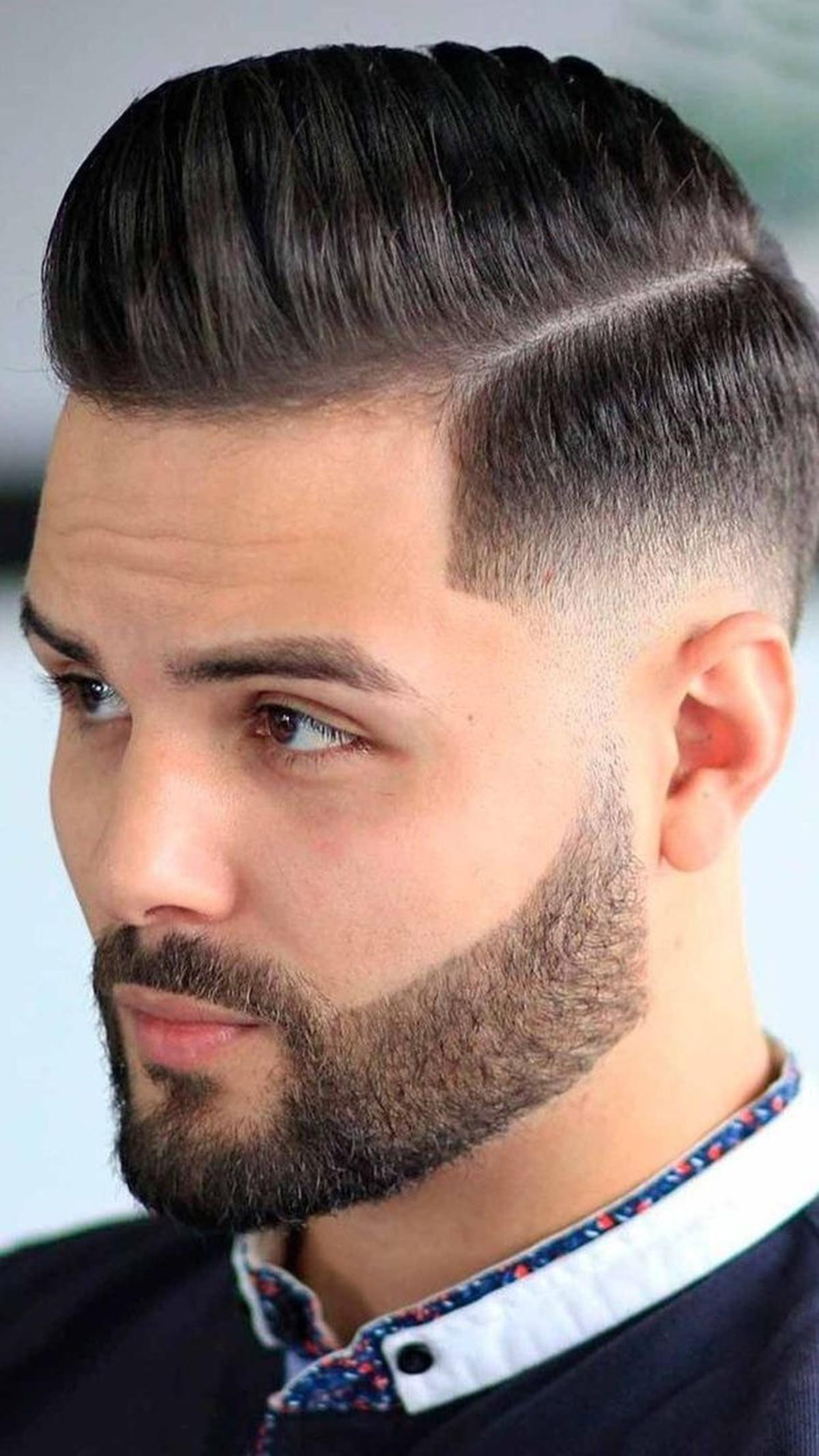 <b>Model Rambut Pompadour</b>