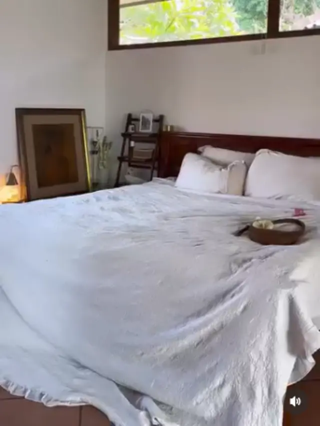 Potret Kamar Tidur Amanda Zahra yang Estetik dan Tenang (Instagram aamandazahra)