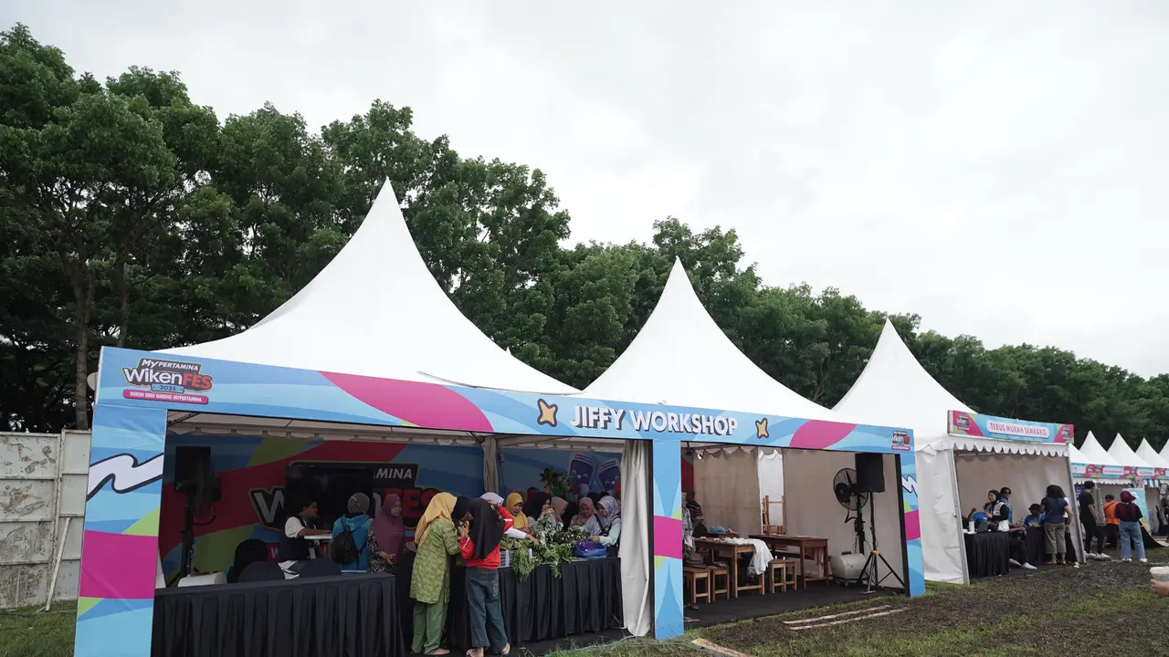 MyPertamina Wikenfest di Kota Tegal, menjadi ajang hiburan sekaligus ruang interaksi bagi masyarakat, serta sarana untuk mendukung pelaku UMKM lokal agar semakin dikenal luas.