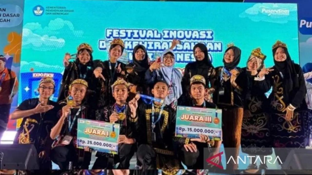Tahukah Anda? Inovasi Siswa Kaltim Gemilang di FIKSI Nasional 2025, Raih Juara 1 dan 3!