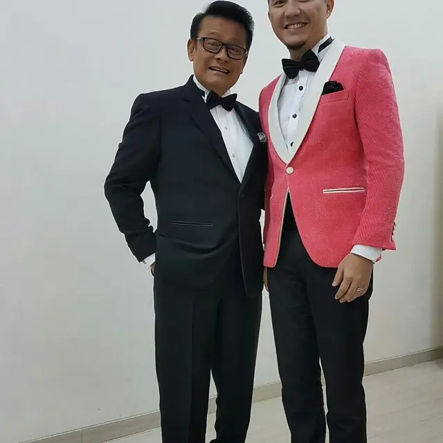 Koes Hendratmo Meninggal Dunia, Ini 6 Potret Kenangan Bareng Rekan Artis