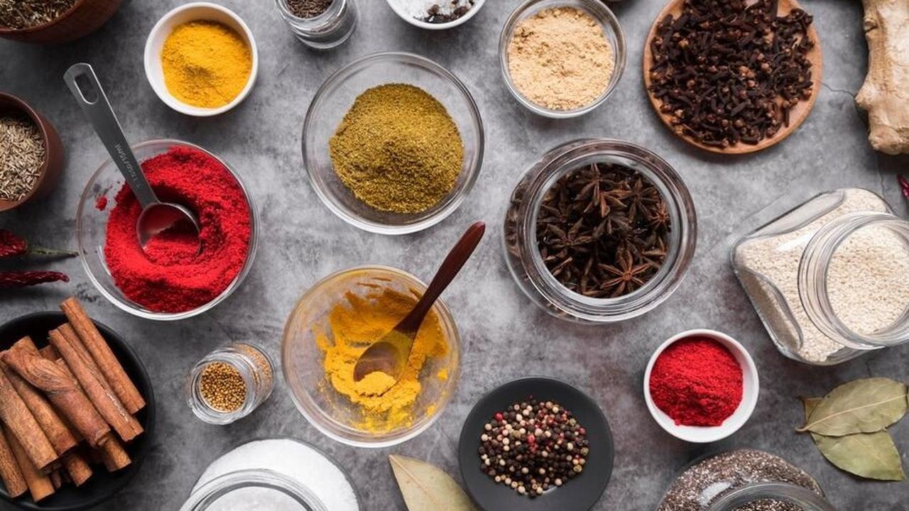 Lima Bumbu Dasar yang Wajib Ada di Dapur<br>