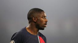 Ousmane Dembele mudik ke Prancis dan bergabung dengan PSG dengan biaya transfer 50 juta euro. Mantan pemain Barcelona itu sudah memainkan 12 pertandingan di semua kompetisi bersama PSG. Namun, Dembele baru bisa menyumbang dua assist buat tim barunya. (AP Photo/Thibault Camus)