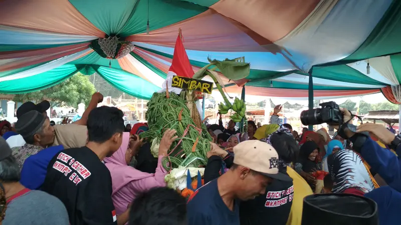 Kisah Pengagung Kasultanan Cirebon dan Sedekah Bumi Desa Panongan Lor Cirebon