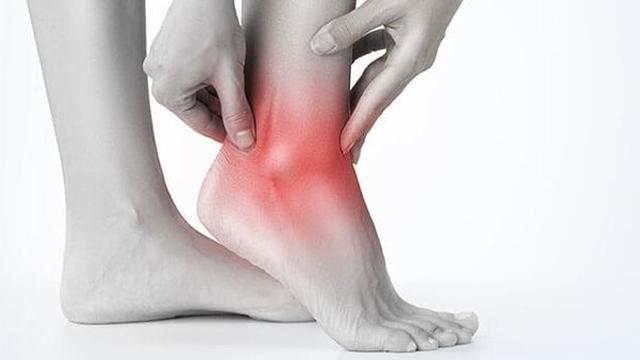 7 gejala asam urat yang harus diwaspadai. halodoc.com ©2020 Merdeka.com