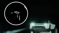 Bisa Terbang! Elon Musk Pamer Tesla Roadster Pakai Mesin Roket SpaceX