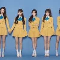 Crayon Pop tampil imut dengan single baru mereka yang baru saja dirilis, Doo Doom Chit. 