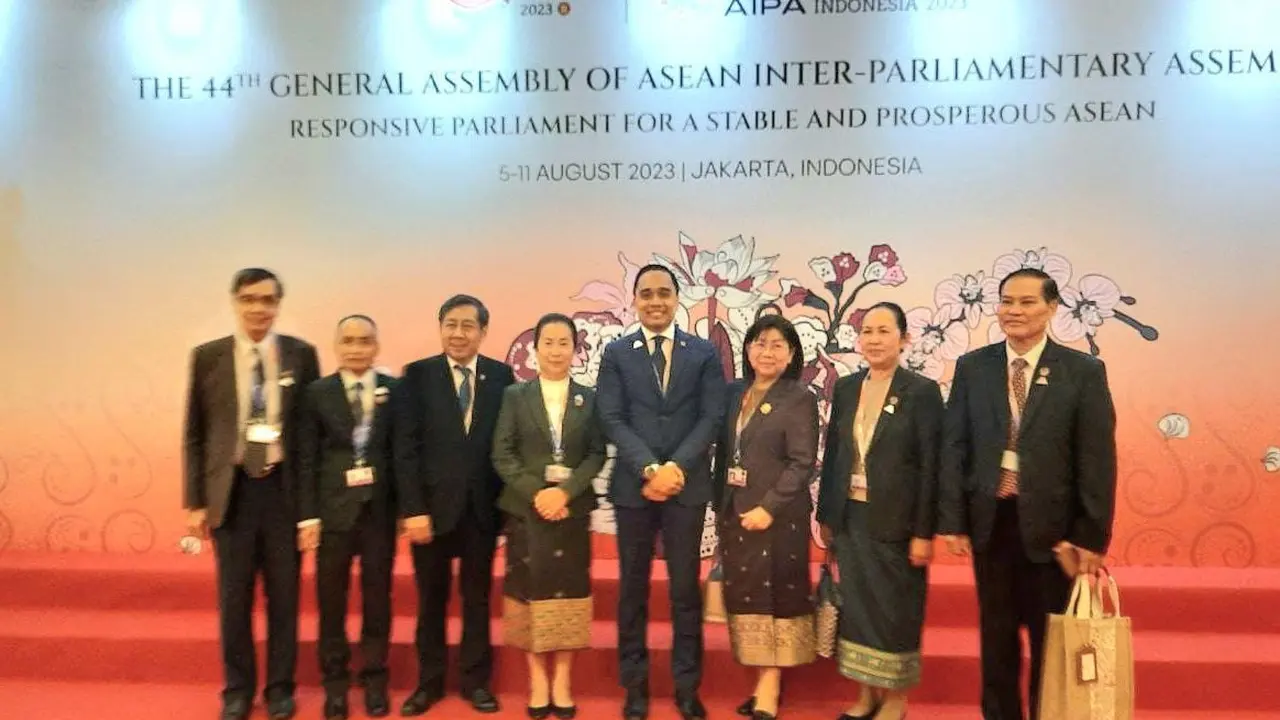 Ketua Desk Kerja Sama Regional Badan Kerja Sama Antar Parlemen (BKSAP) DPR RI, Putu Supadma Rudana (keempat dari kanan) (Istimewa)