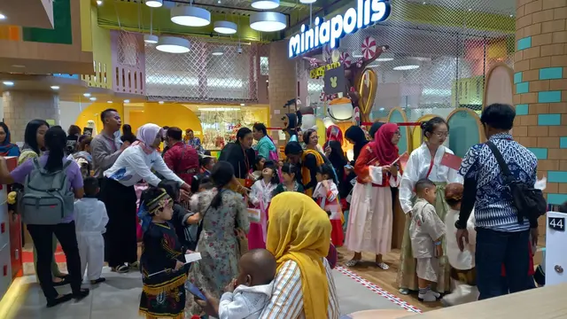 Potret anak-anak pengungsi bermain di miniapolis