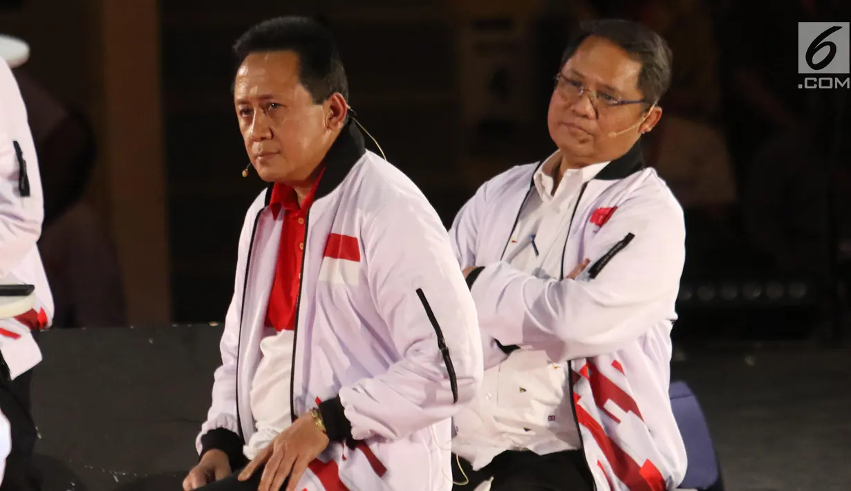 Kepala Bekraf Triawan Munaf dan Menkominfo Rudiantara  memberikan mentoring kepada peserta Gerakan Nasional 1000 Startup Digital di Jakara, Minggu (18/8/2019). Pemerintah melalui Gerakan ini mengelar acara pertemuan dengan ribuan perusahaan startup atau rintisan. (Liputan6.com/Angga Yuniar)