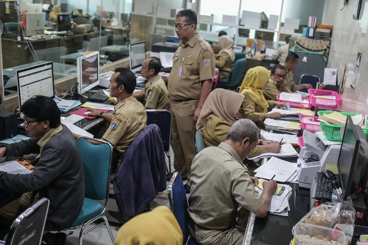 Hari Pertama Masuk, PNS DKI Jakarta Langsung Aktif Bekerja