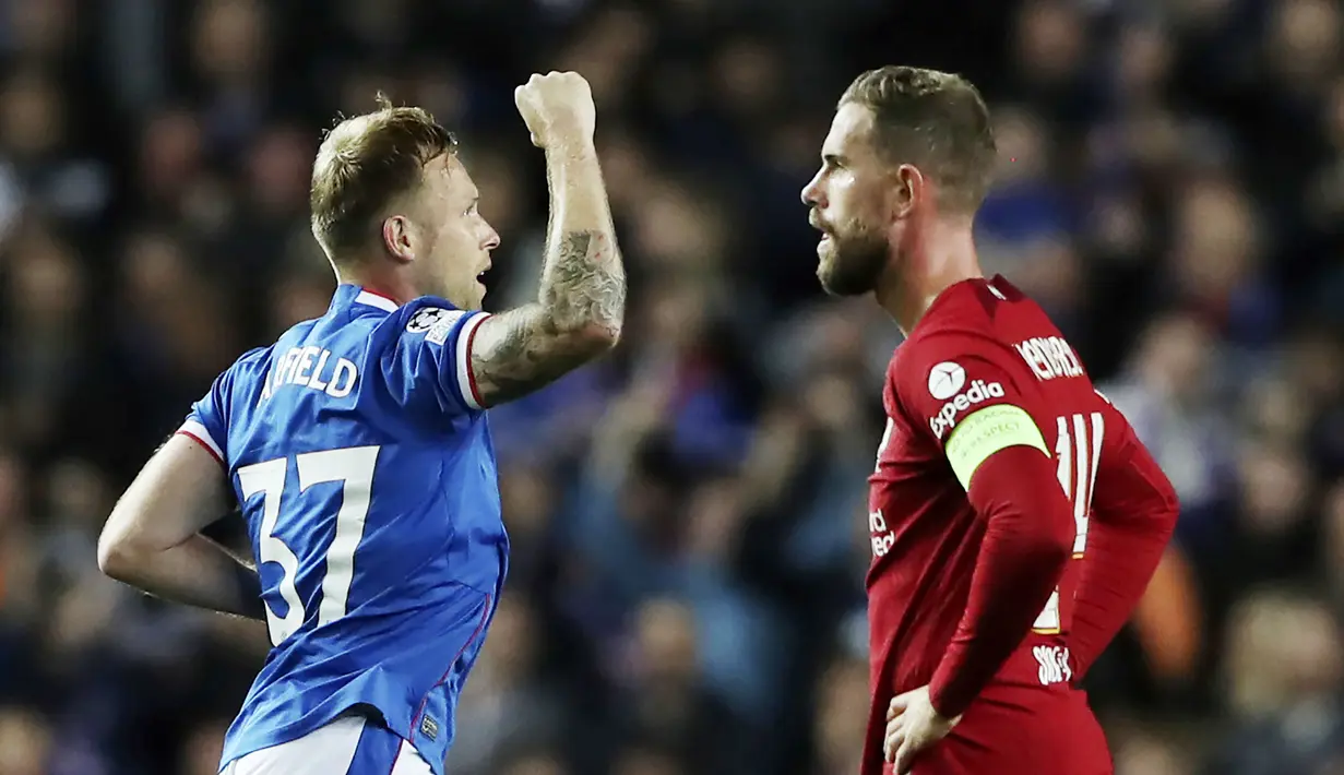 Liverpool sempat tertinggal lebih dahulu akibat gol Scott Arfield. Namun, The Reds bangkit lewat dua gol yang diborong Roberto Firmino sebelum kemudian Darwin Nunez menambah keunggulan tim tamu. (AP/Scott Heppell)