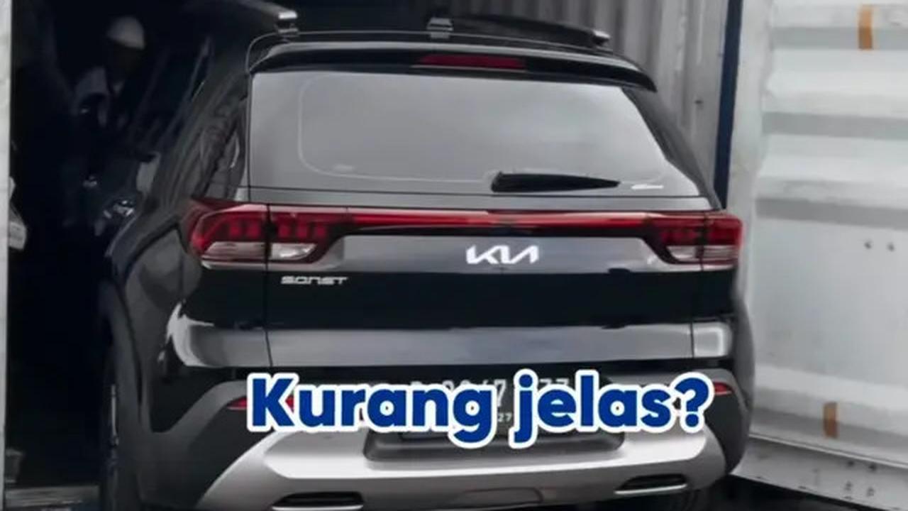 7 Potret Harini Sondakh Pulang Kampung Manado, Rela Bawa Mobilnya Pakai Kargo