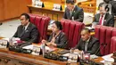 Ketua DPR Puan Maharani (tengah) memimpin rapat Paripurna DPR RI Ke-13 Masa Persidangan II Tahun Sidang 2022-2023 di Kompleks Parlemen, Senayan, Jakarta, Kamis (15/12/2022). DPR menyetujui Rancangan Undang-undang Pengembangan dan Penguatan Sektor Keuangan menjadi UU PPSK. (Liputan6.com/Angga Yuniar)