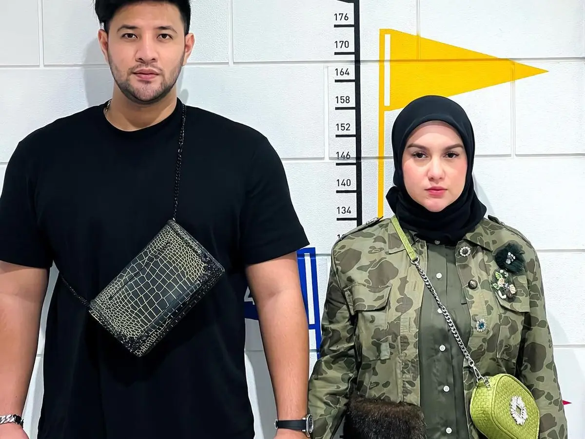Pengacara Ammar Zoni Bantah Isu Perceraian, Sebut Rumah Tangga Sang Aktor  dengan Irish Bella Baik-Baik Saja - ShowBiz Liputan6.com