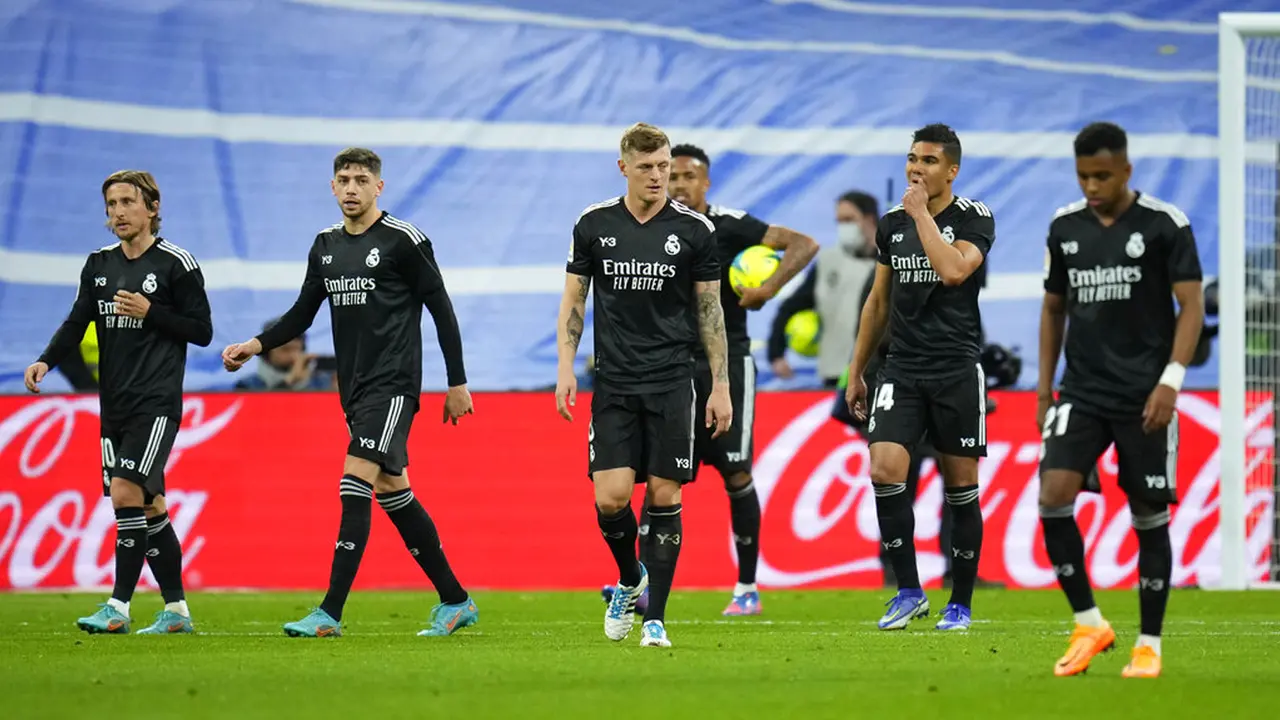 FOTO: Barcelona Permalukan Real Madrid di Stadion Santiago Bernabeu